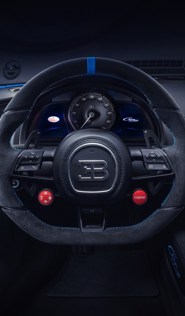 Черный салон автомобиля Bugatti Chiron Pur Sport 2020 года