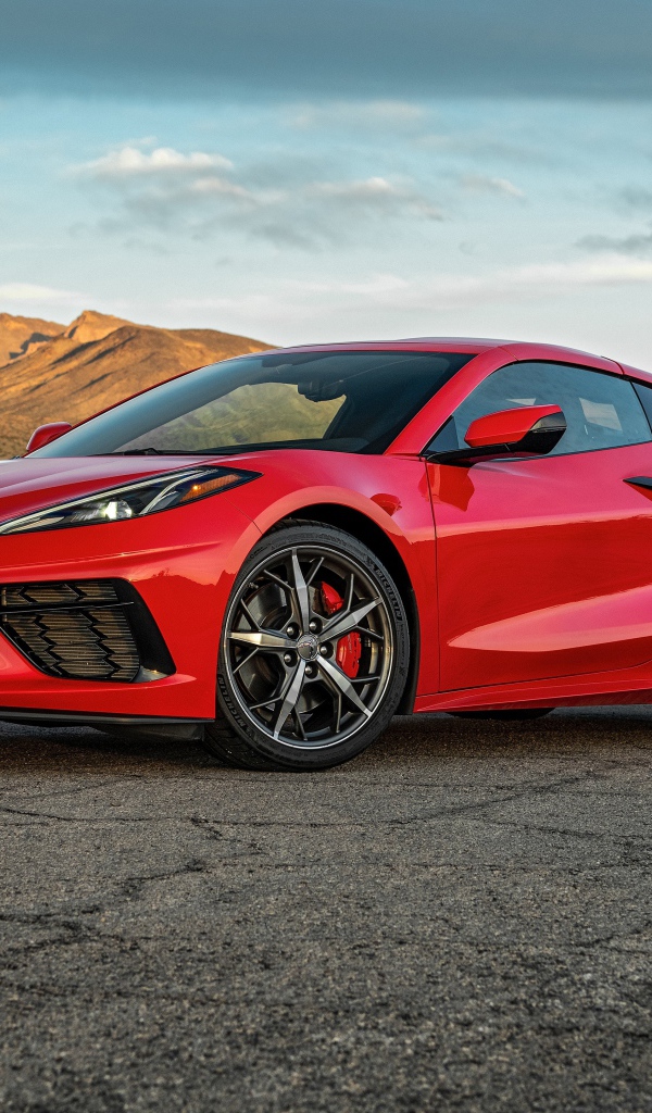 Красный автомобиль  Chevrolet Corvette Stingray Z51, 2020 года 