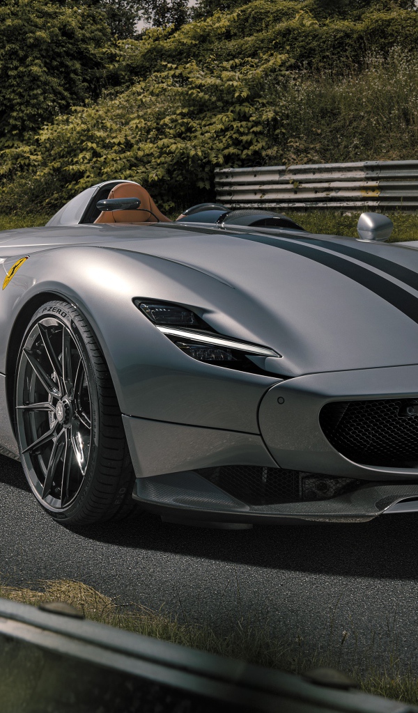 Стильный быстрый автомобиль Novitec Ferrari Monza SP1 2020 года