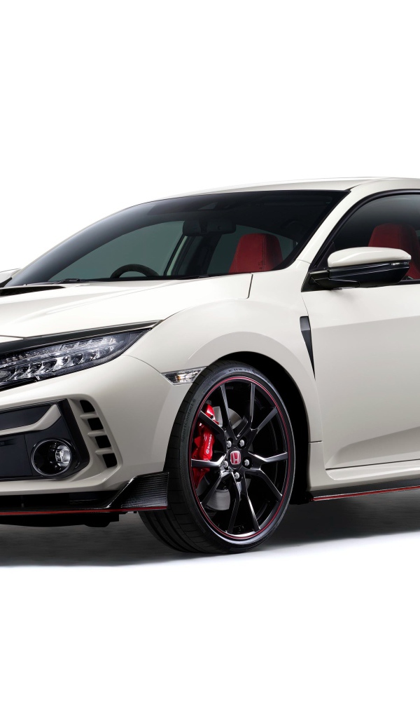 Белый автомобиль Honda Civic Type R 2020 года
