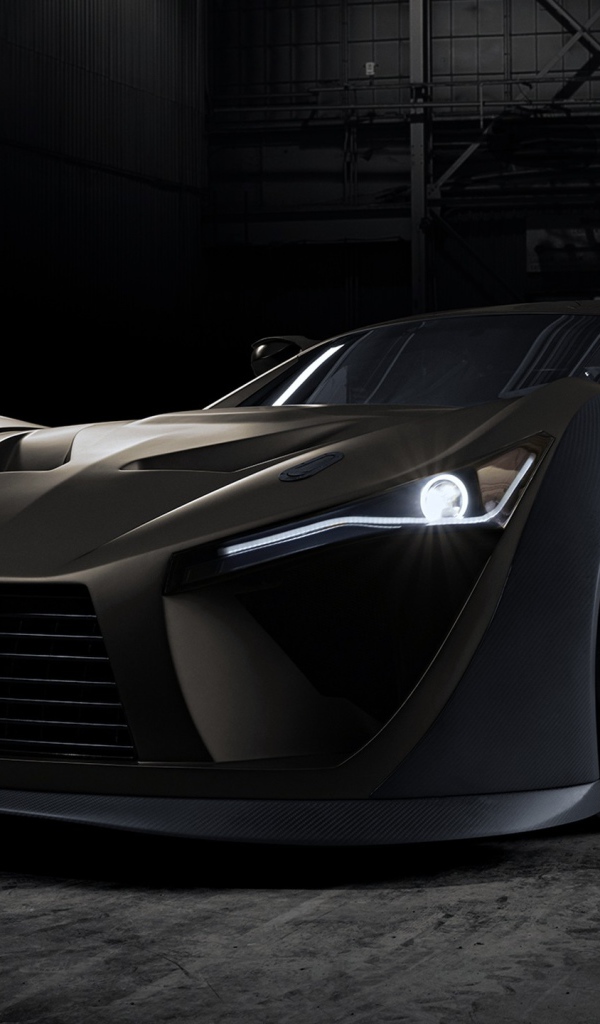 Дорогой автомобиль Felino CB7R с включенными фарами