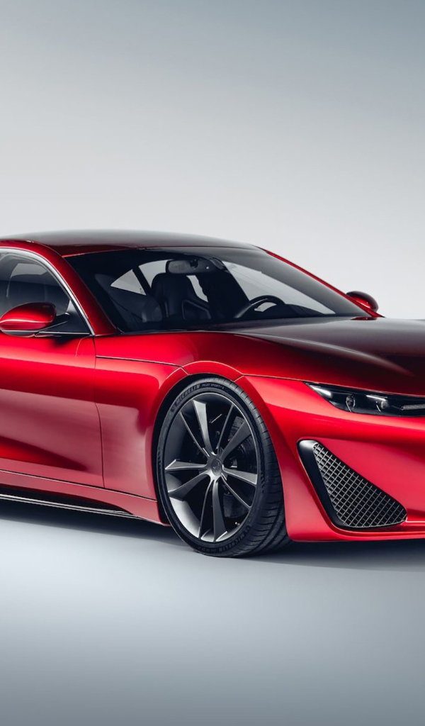 Красный автомобиль Drako GTE, 2020 года на сером фоне