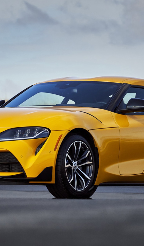 Спортивный автомобиль Toyota GR Supra, 2020 года 