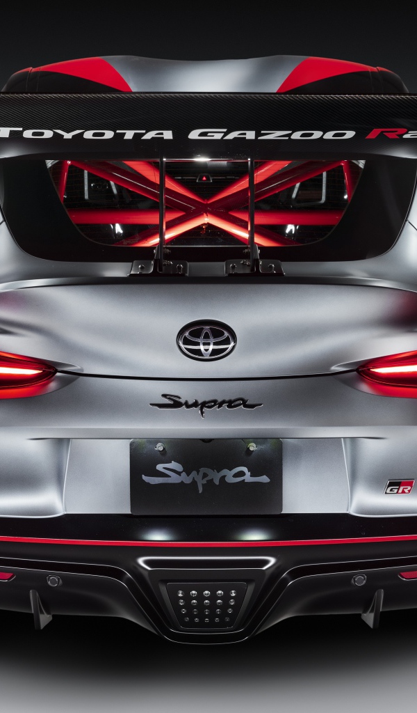 Спортивный автомобиль Toyota GR Supra Track Concept 2020 года вид сзади