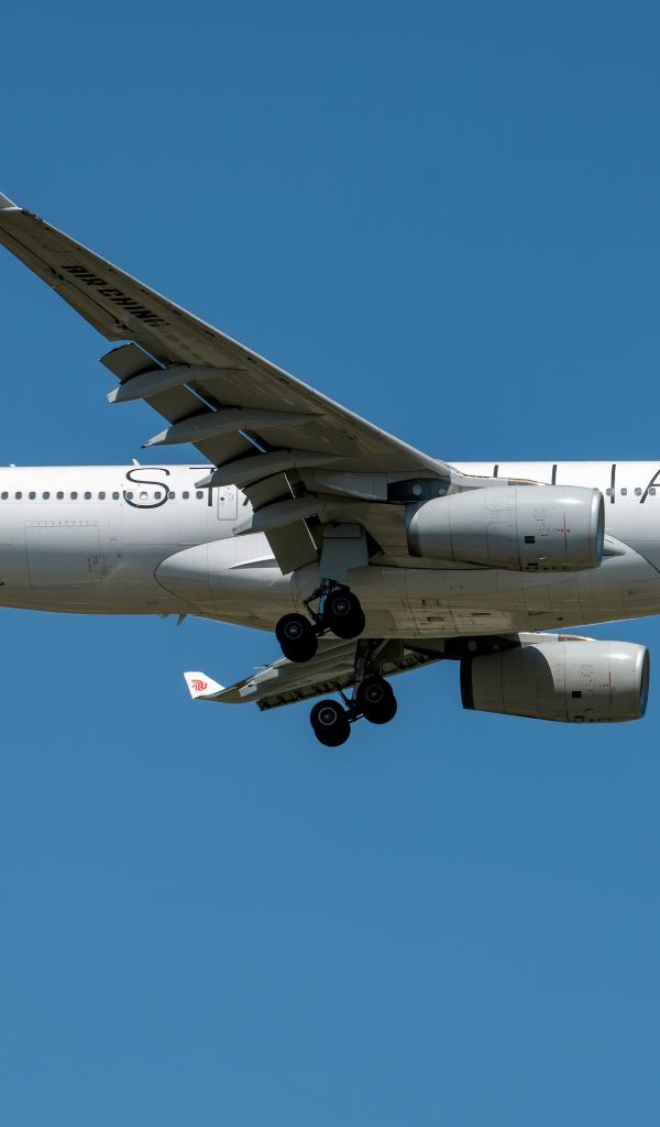 Пассажирский  Airbus A330-200 авиакомпании Air China