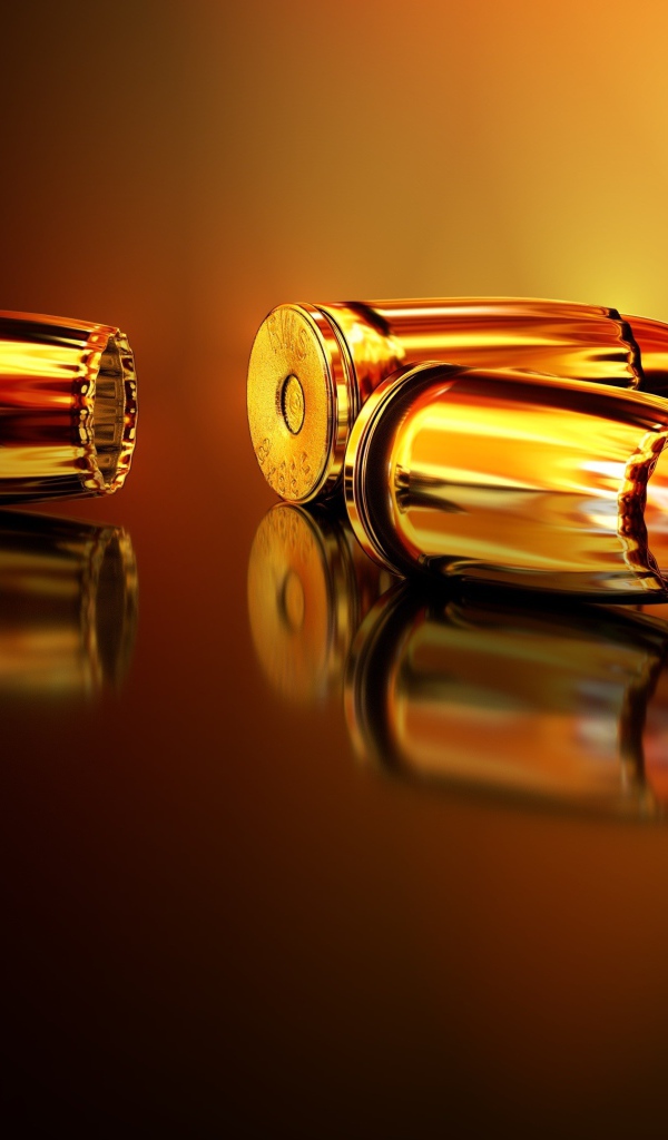 Золотые пули отражаются в поверхности 