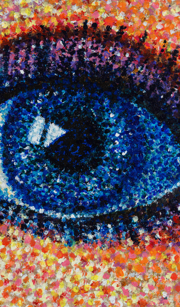 Нарисованный краской глаз девушки