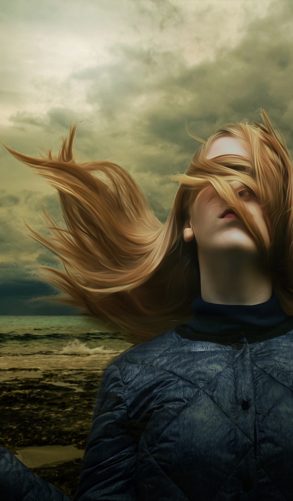 Девушка с волосами на лице держит песочные часы