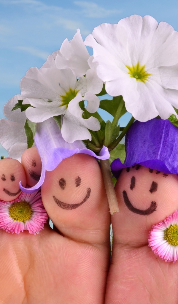 Мордочки нарисованные на ногах с цветами