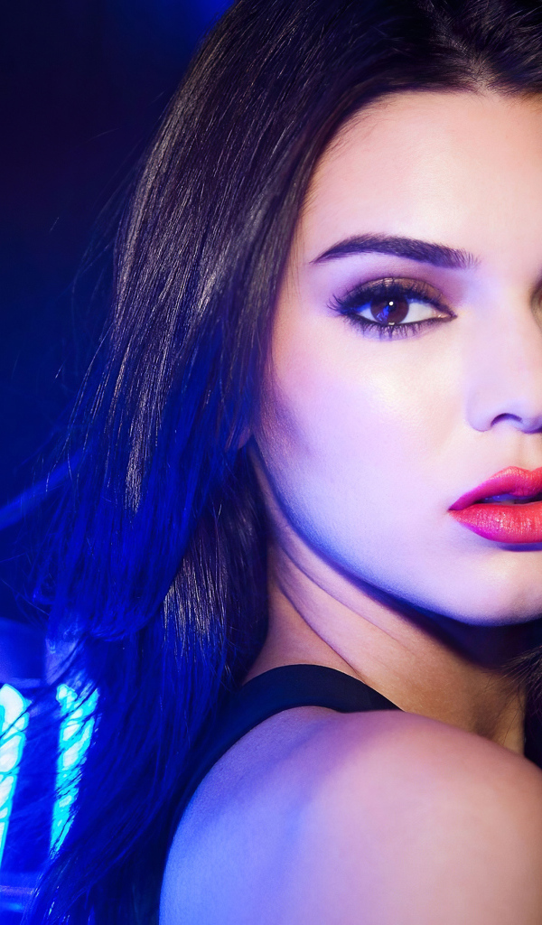 Американская супермодель Кендалл Дженнер крупным планом