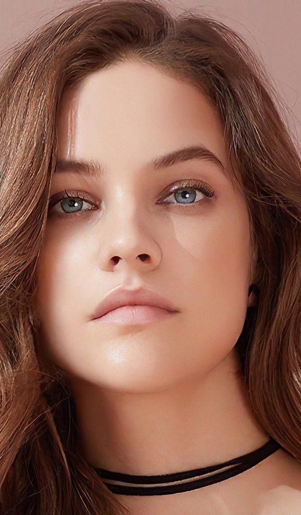 Нежная девушка с серыми глазами, модель Барбара Палвин