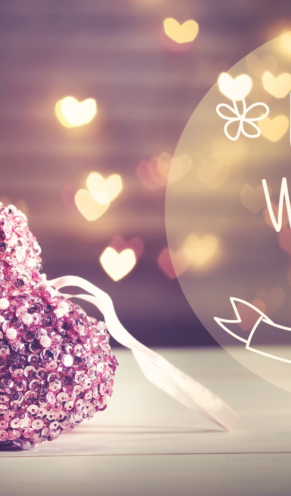 Большое розовое сердце на 8 марта