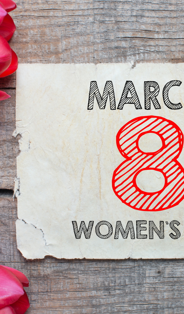 Розовые тюльпаны с открыткой на 8 марта