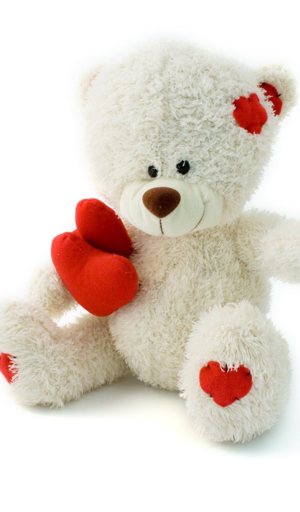 Белый медвежонок Тедди с красным сердцем