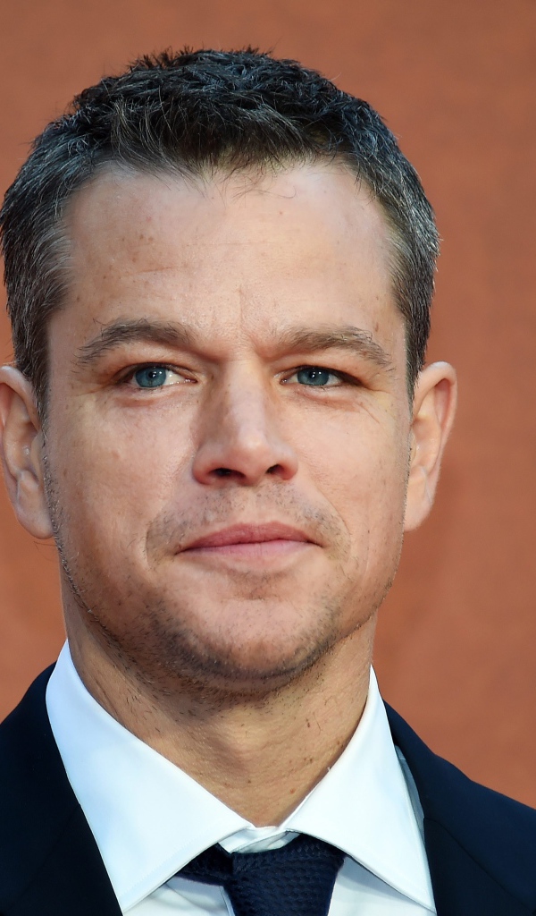 Красивый стильный мужчина, актер Мэтт Деймон