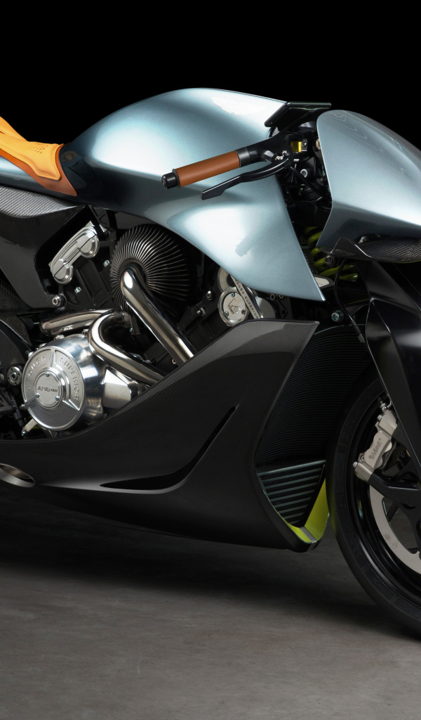 Мотоцикл Aston Martin Brough Superior AMB-001 EICMA 2019 года на черном фоне