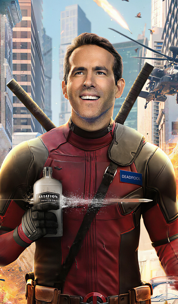 Actor Ryan Reynolds in the science-fiction film Main Character, 2020