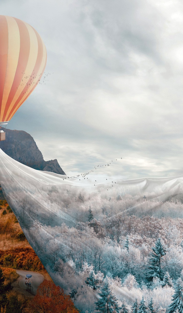 Большой воздушный шар покрывает землю морозом