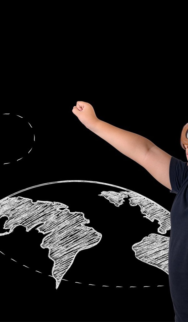 Маленький мальчик мечтает стать летчиком