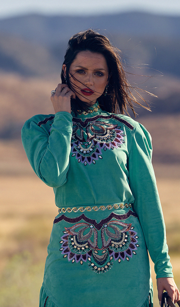 Актриса Ана де Армас в красивом платье