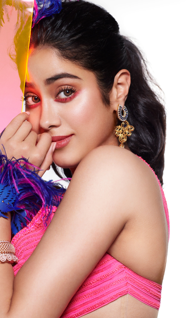 Молодая актриса болливуда Джанви Капур 