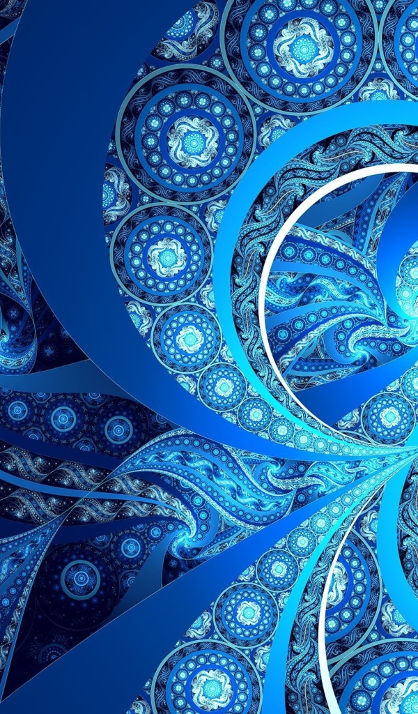 Необычные голубые узоры фрактального рисунка