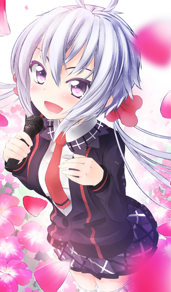 Девушка аниме на фоне с розовыми лепестками 