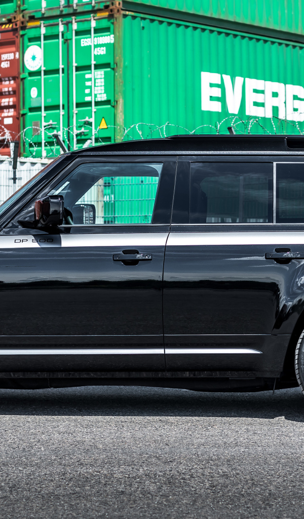 Внедорожник Manhart Defender DP500 2021 года вид сбоку