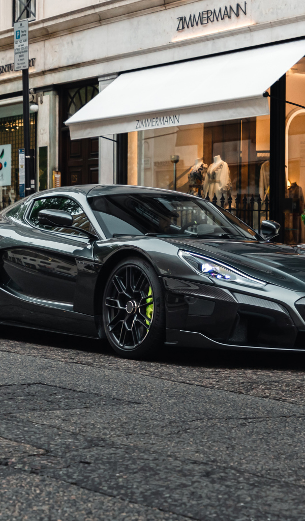 Спорткар Rimac Nevera 2021 года в городе