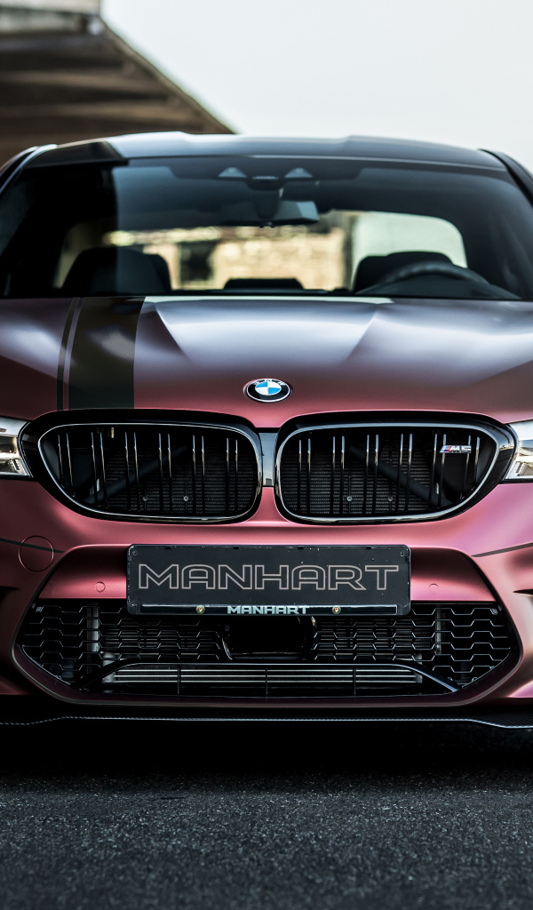 Бордовый автомобиль Manhart MH5 800 вид спереди