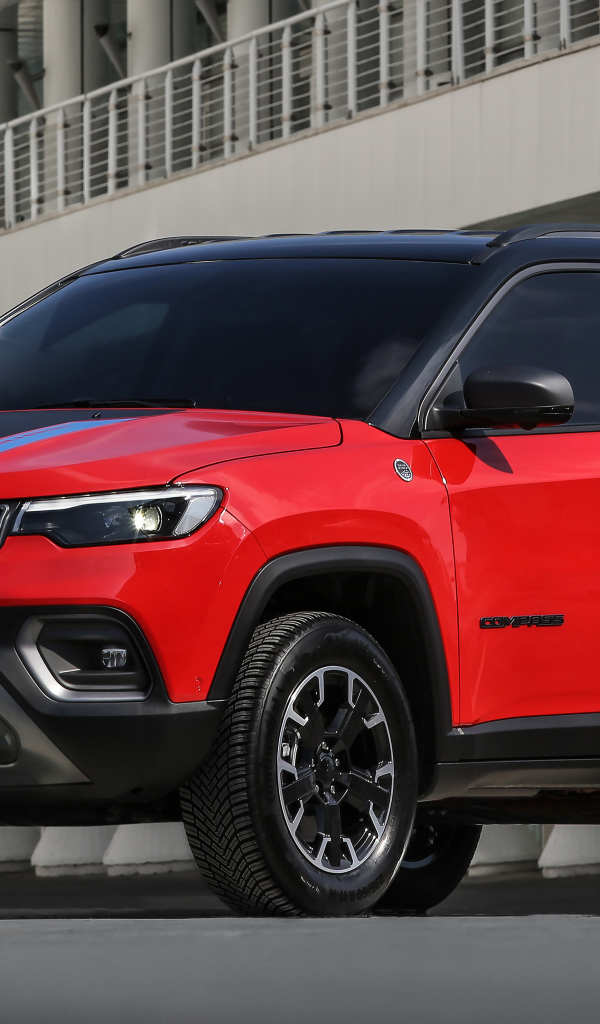 Красный Jeep Compass Trailhawk 4xe 2021 года