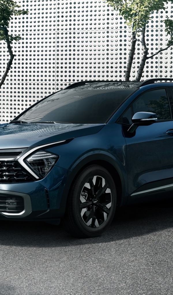 Черный кроссовер Kia Sportage X-Line 2021 года