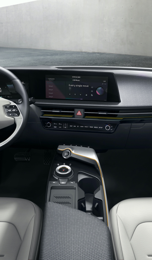 Салон автомобиля Kia EV6 2021 года