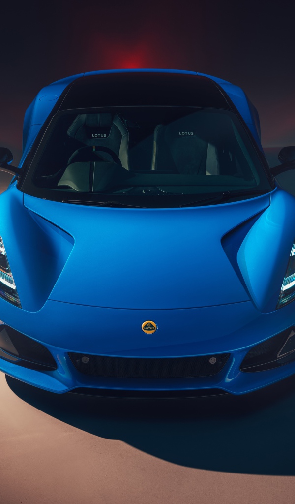 Автомобиль Lotus Emira First Edition 2021  года вид спереди