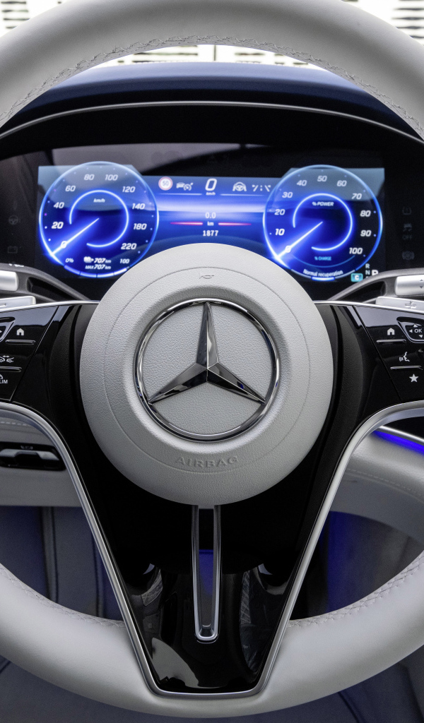 Руль автомобиля Mercedes-Benz EQS 450+ AMG Line 2021 года