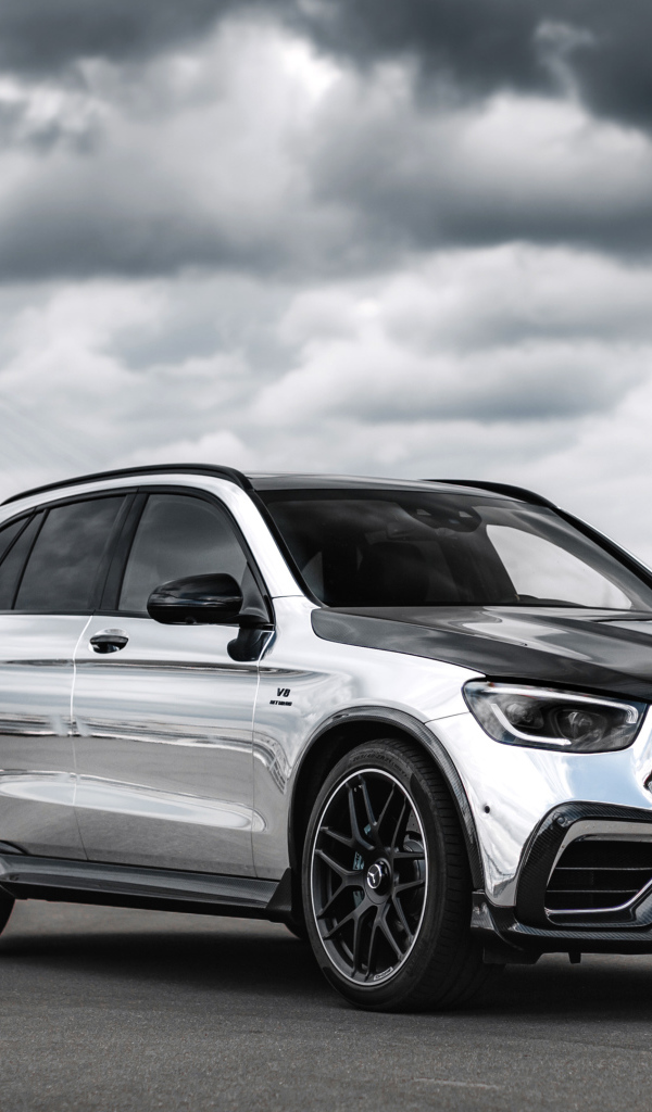 Серебристый  Mercedes-AMG GLC-Klasse Inferno 2021 года 