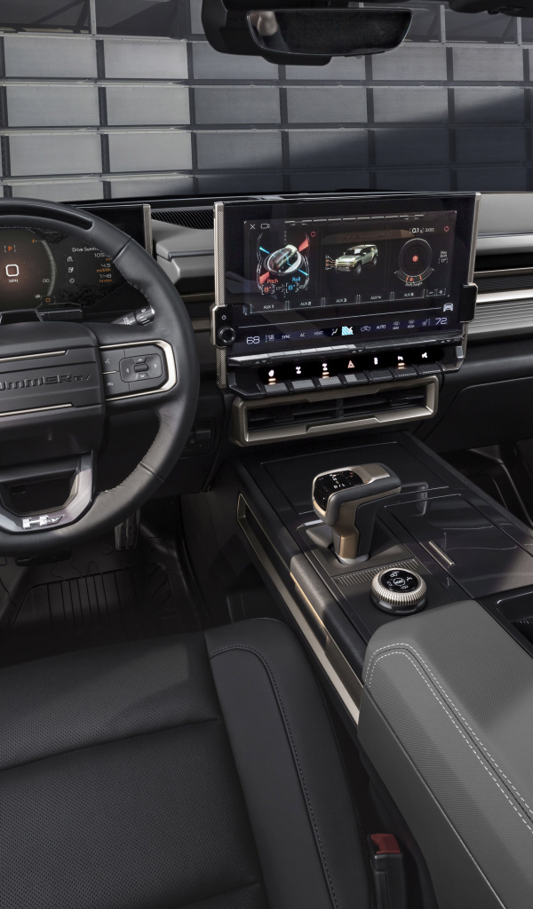 Салон автомобиля GMC Hummer EV