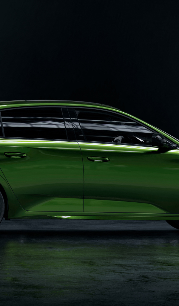 Автомобиль Peugeot 308 вид сбоку на черном фоне