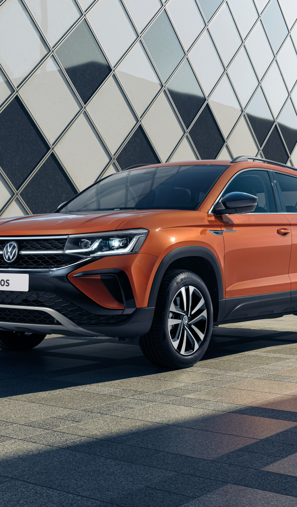 Внедорожник Volkswagen Taos 4MOTION 2021 года у стены
