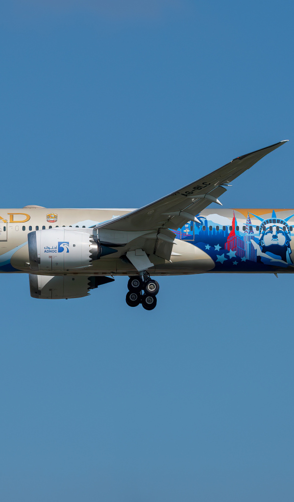 Пассажирский Boeing 787-9 авиакомпании Etihad Airways