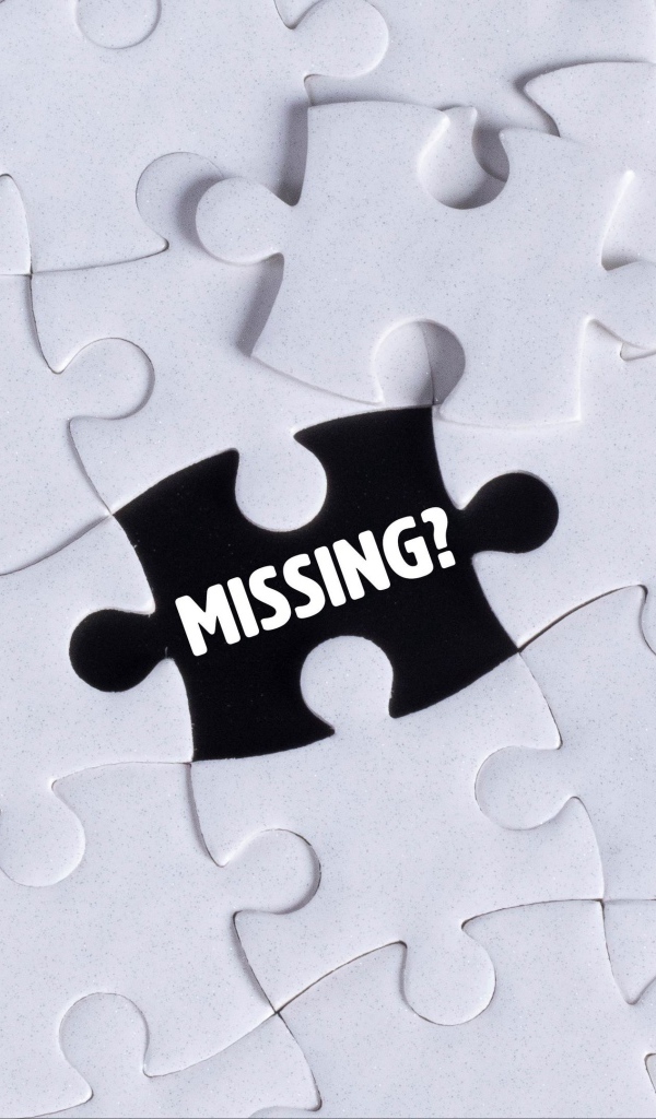 Черный пазл на белой картинке 