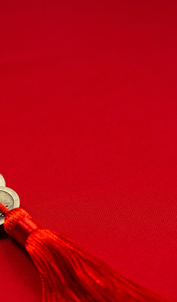 Китайское украшение на красном фоне