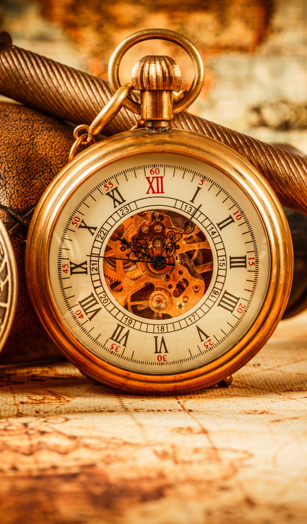 Старинные золотые карманные часы 