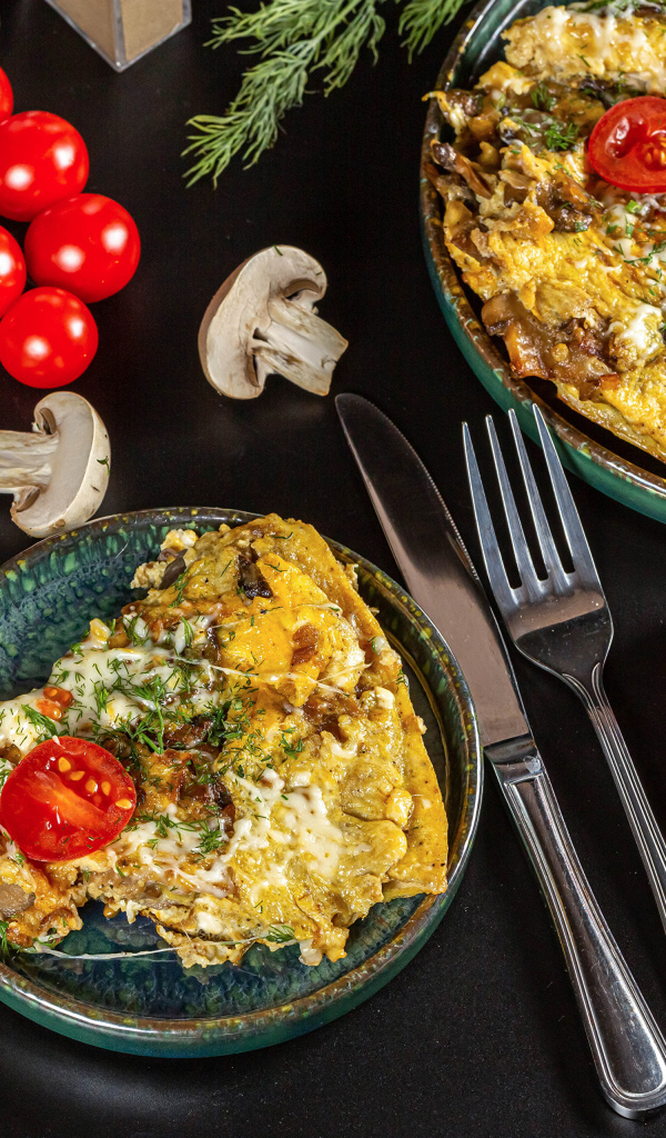 Омлет с помидорами и шампиньонами 