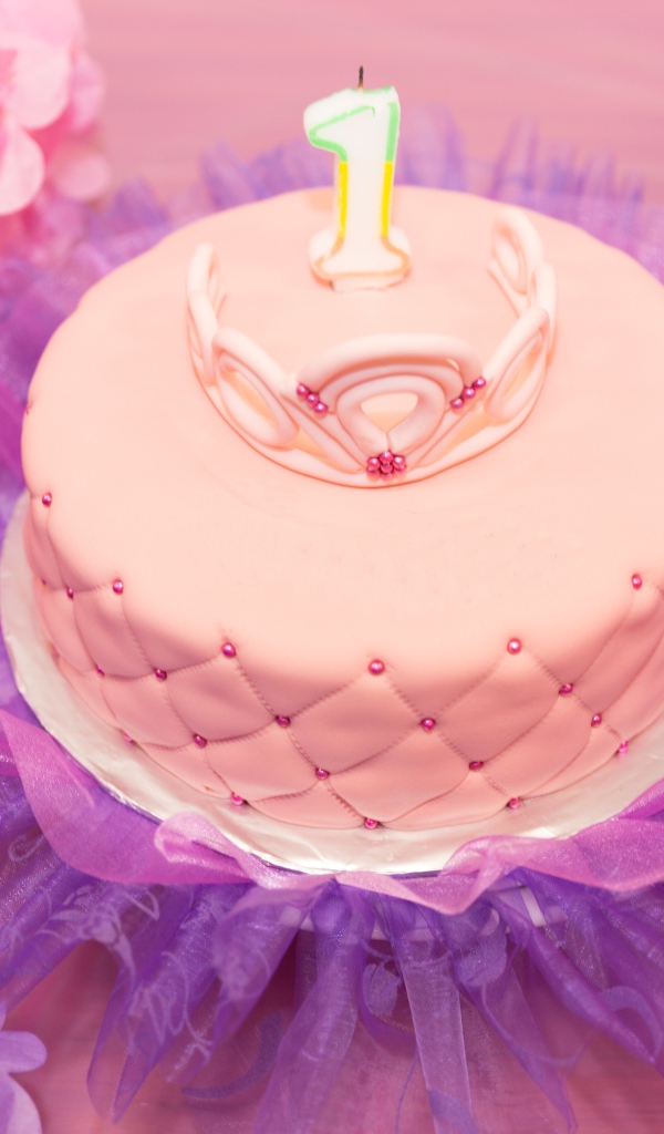 Красивый розовый торт на день рождения 1 год