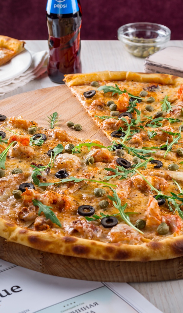 Пицца с оливками с тонкой корочкой 