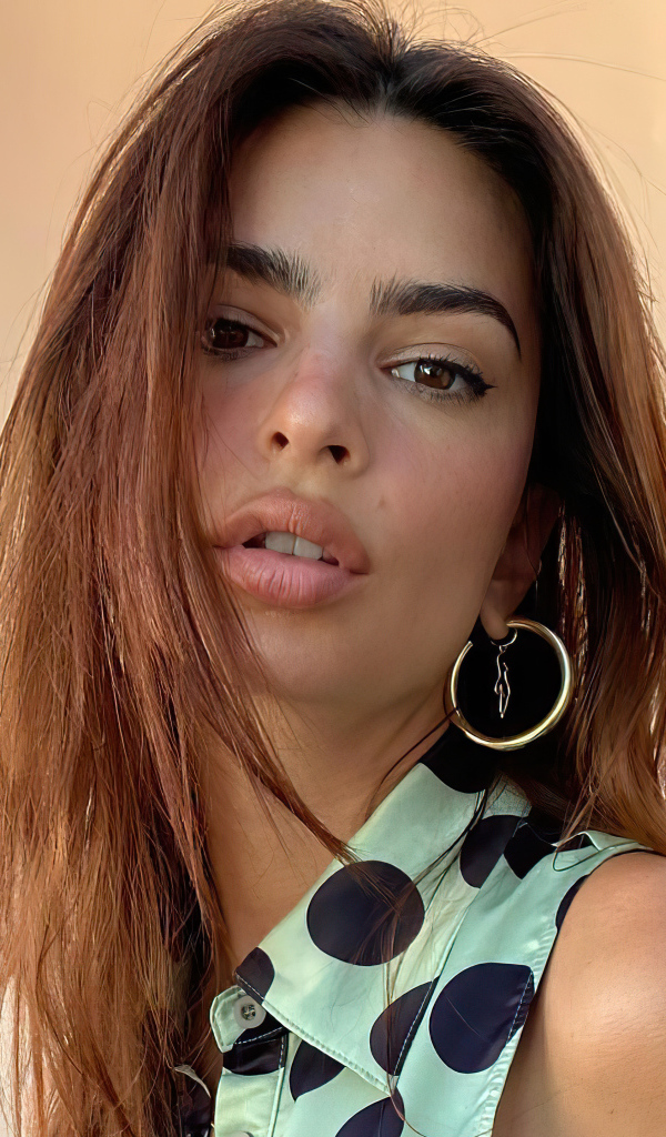 Горячая американская модель Эмили Ратаковски