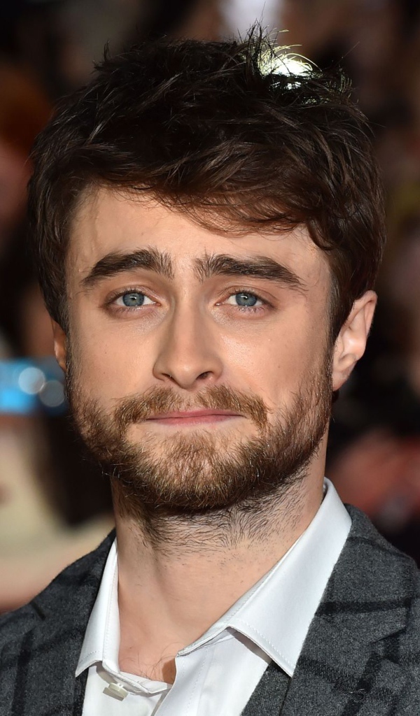 Актер Дэниел Рэдклифф с бородой