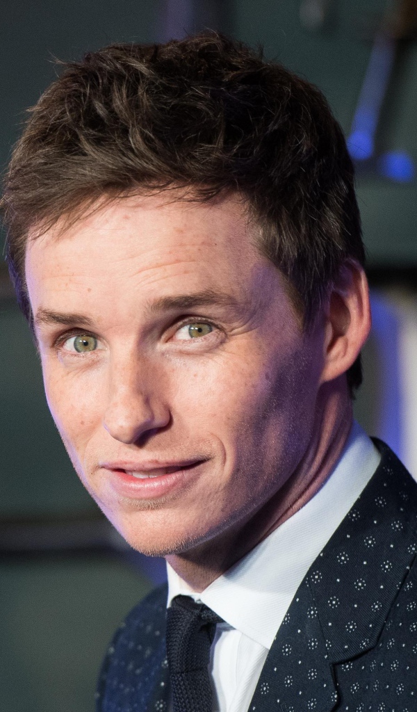 Британский актер Эдди Редмэйн