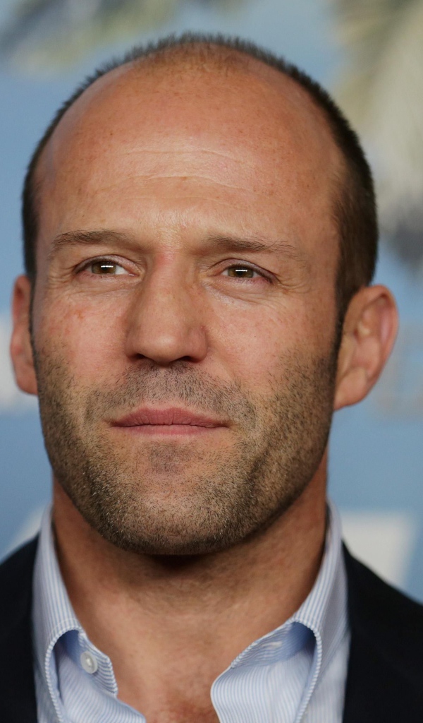 Брутальный мужчина, актер Джейсон Стэтхэм